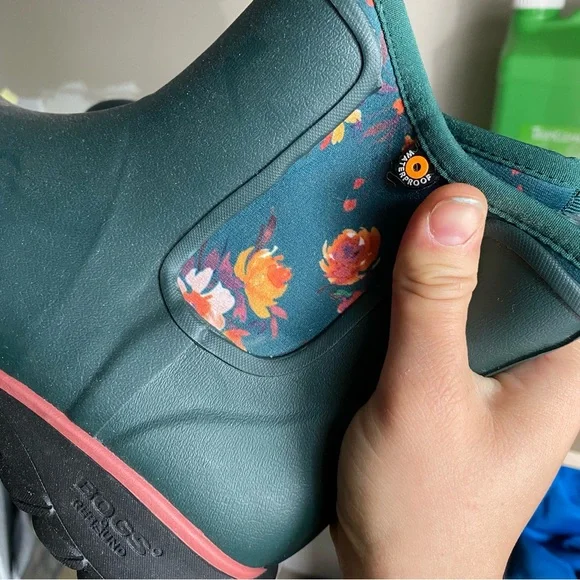 Bogs women’s boots - Picture 2 of 5